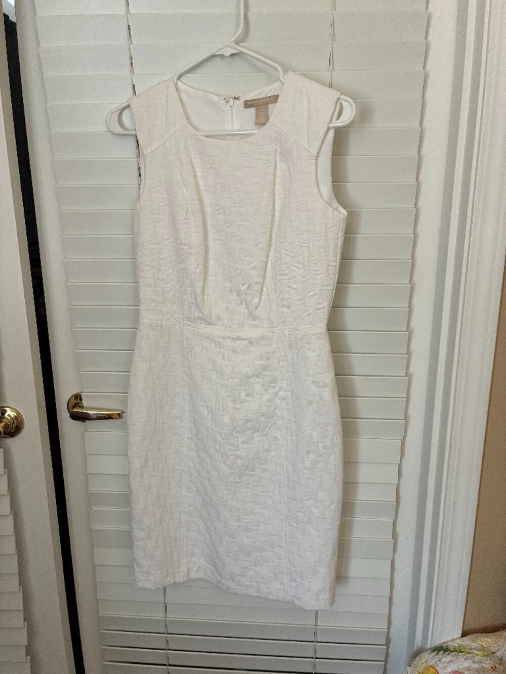 White textured dress